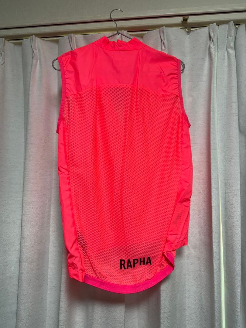 Rapha ピンク ウィンドブレーカー