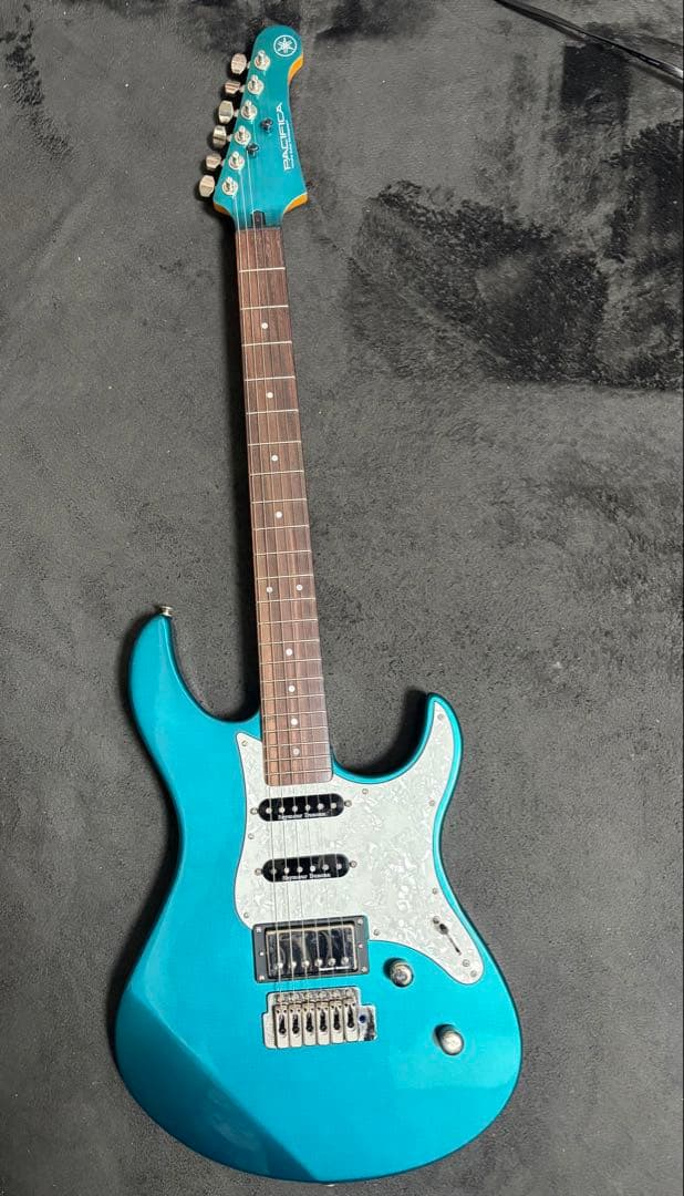 ギター YAMAHA PACIFICA612VIIX