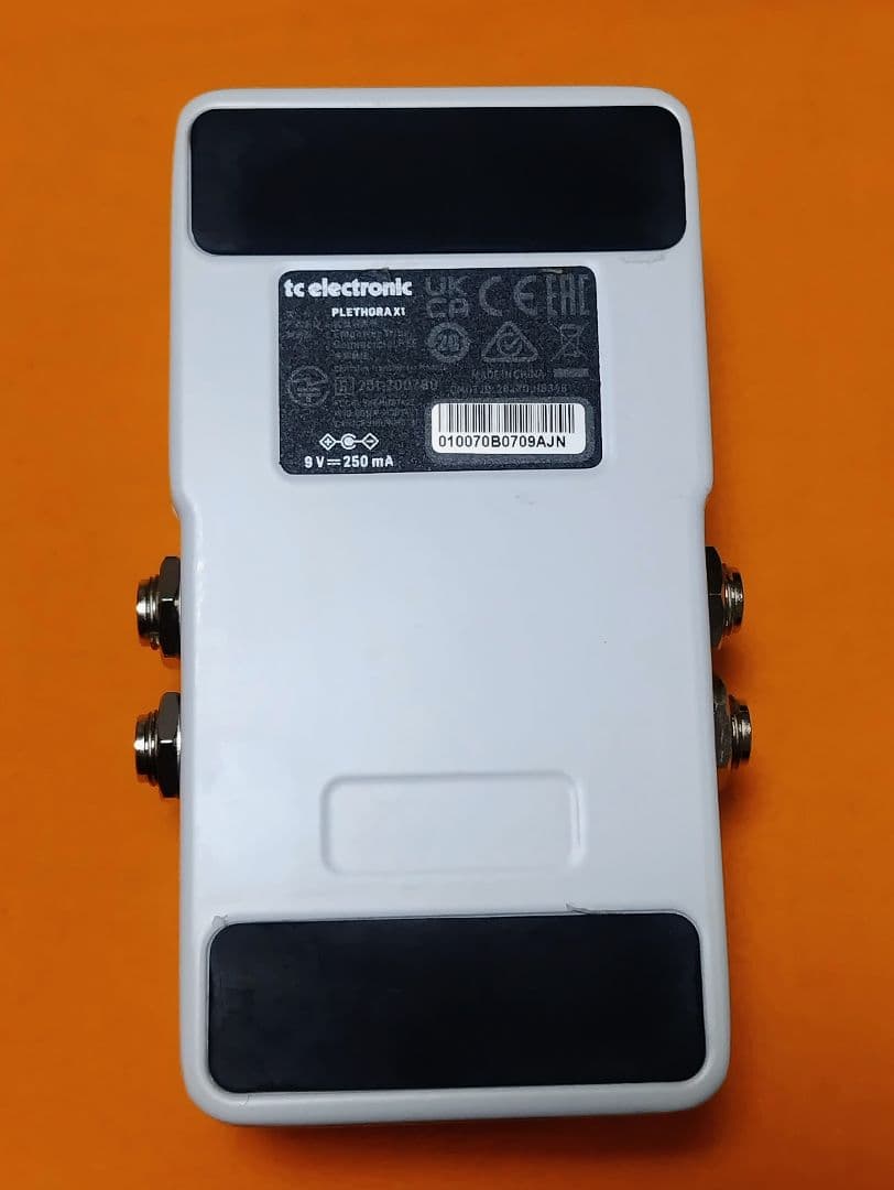 ギター TC Electronic PLETHORA X1