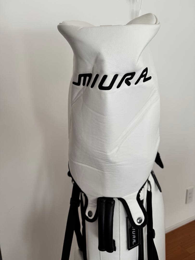 MIURA ゴルフバッグ・キャディバッグ ホワイト
