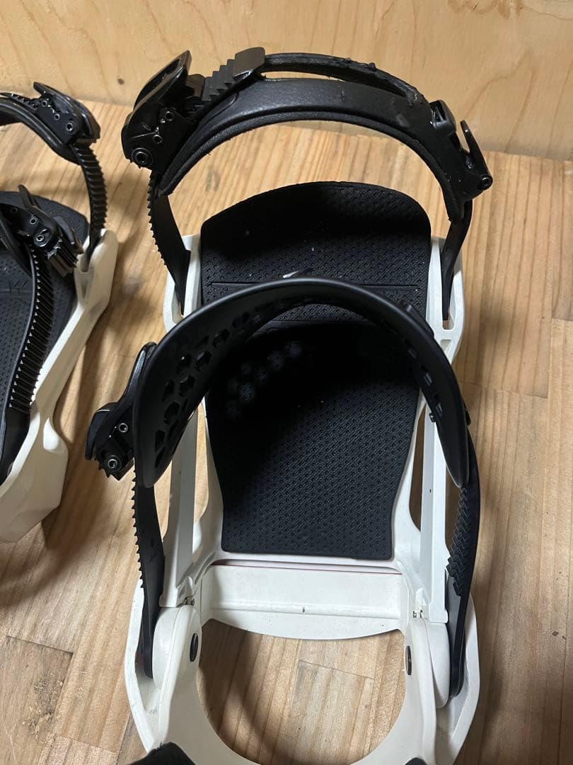 CLEW スノーボードビンディング Mサイズ