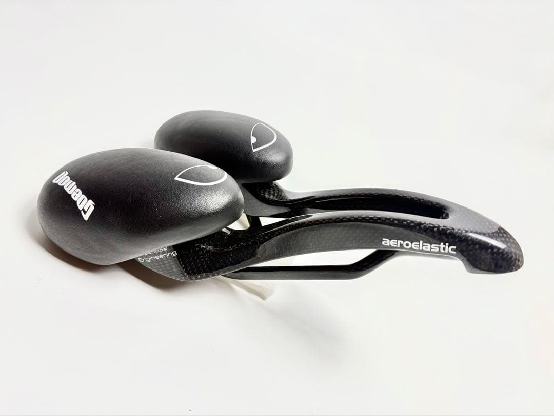 AEROELASTIC ノーズレスサドル AE Saddle ロングライド設計
