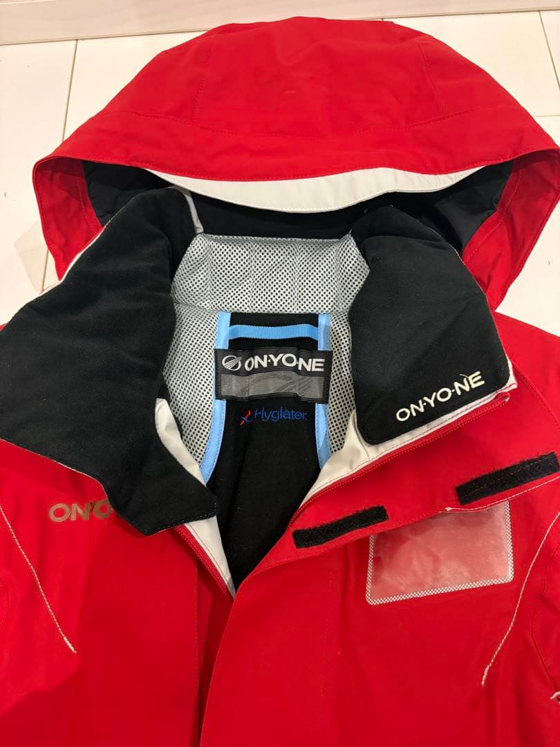 美品　ONYONE Hyglater オンヨネ 上下 スキーウェア　S セット
