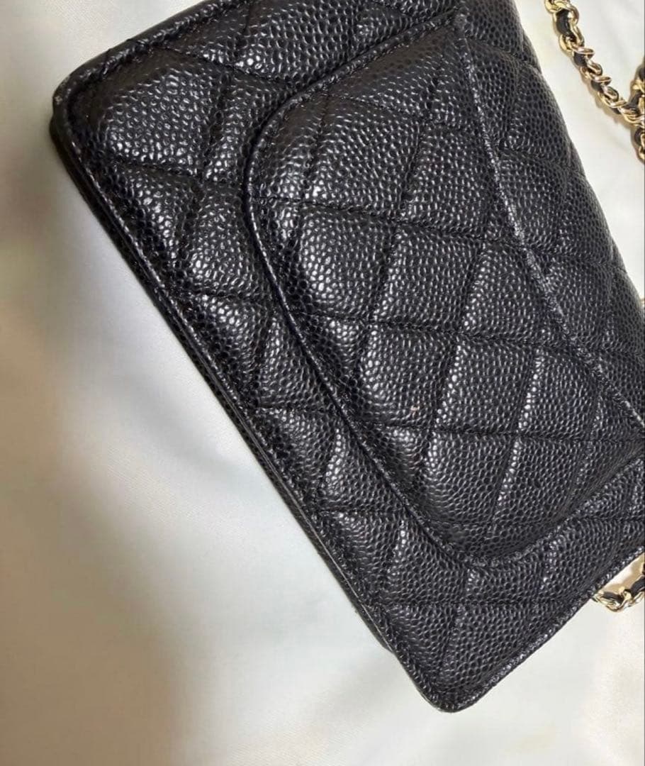 CHANEL ブラック チェーンウォレットノベルティ