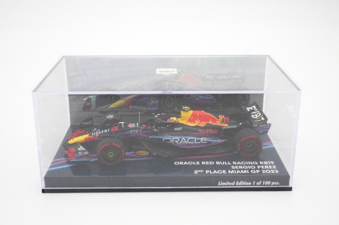 1/43 レッドブル RB19 マイアミGP S.ペレス 限定BOX
