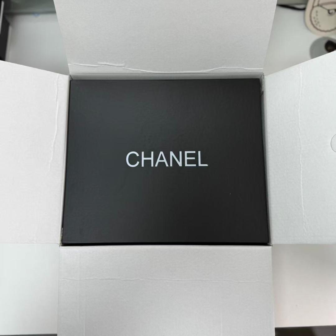 希少な美品 ノベルティグッズ ホワイト ショルダーバッグ BOX付