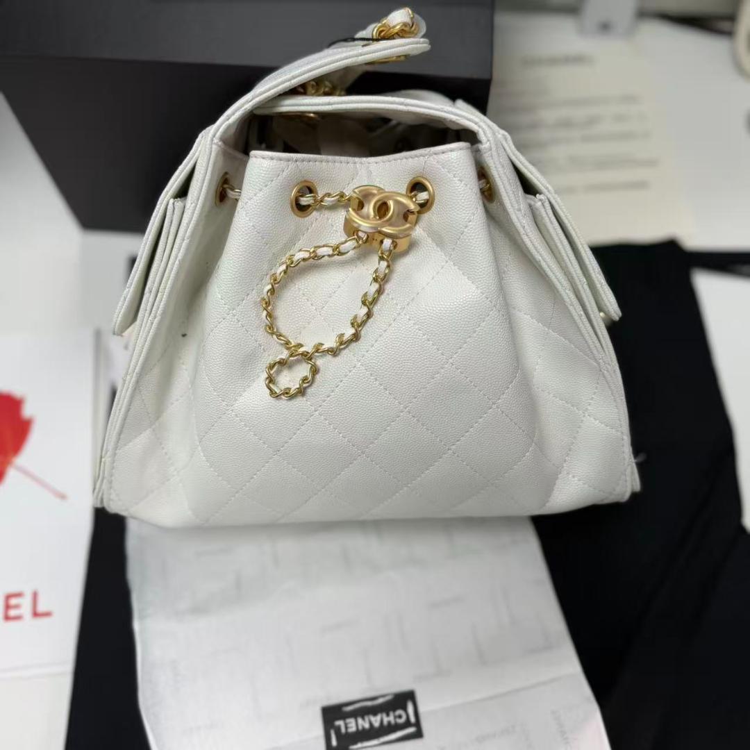 希少な美品 ノベルティグッズ ホワイト ショルダーバッグ BOX付