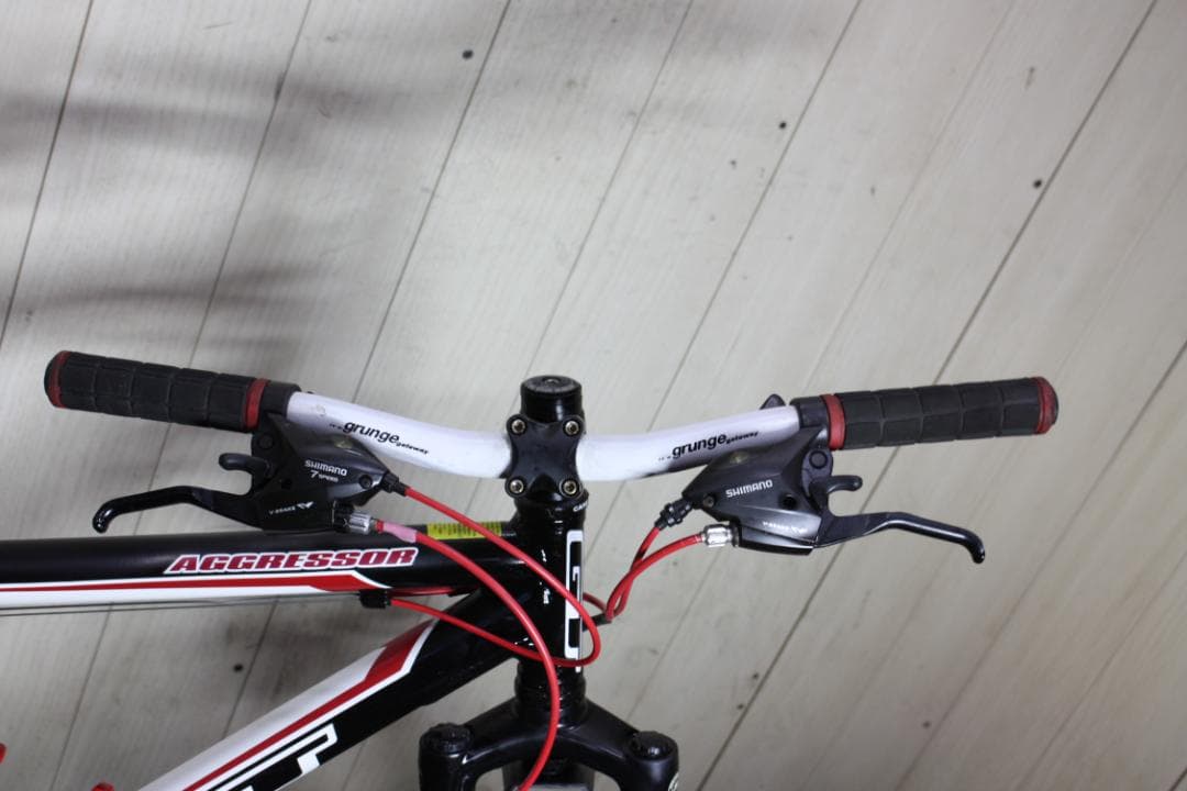 GT アグレッサーAGRESSOR 26インチ アルミ21速 430mm MTB