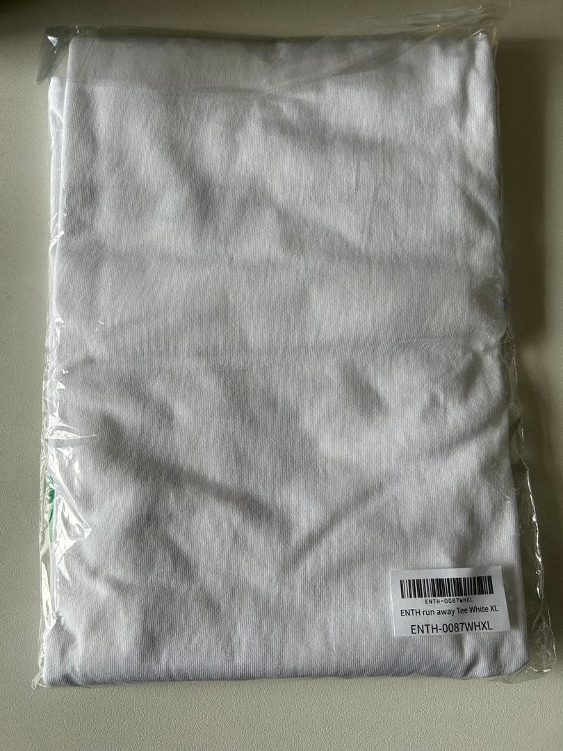 ENTH run away Tシャツ