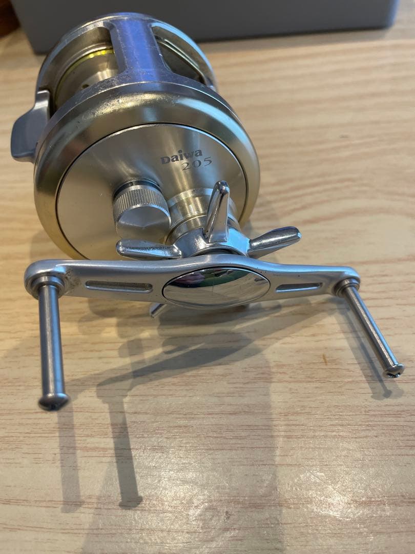 ダイワ　ミリオネア　cv-z 205 daiwa millionaire