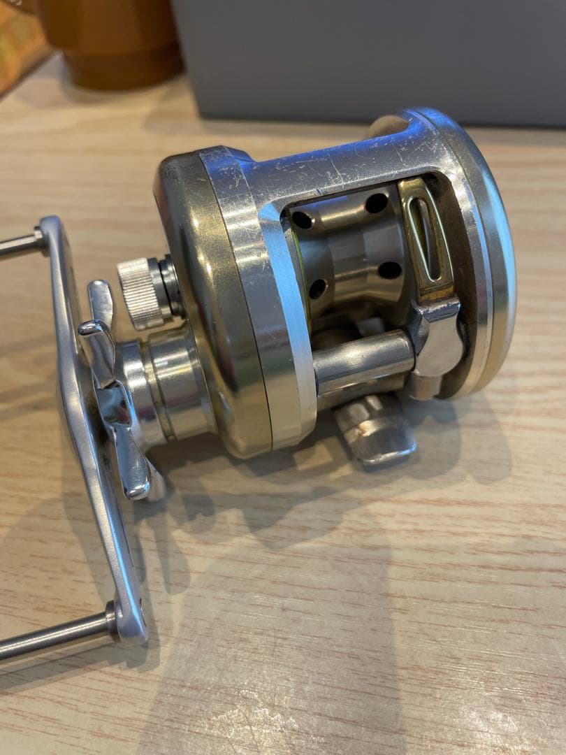 ダイワ　ミリオネア　cv-z 205 daiwa millionaire