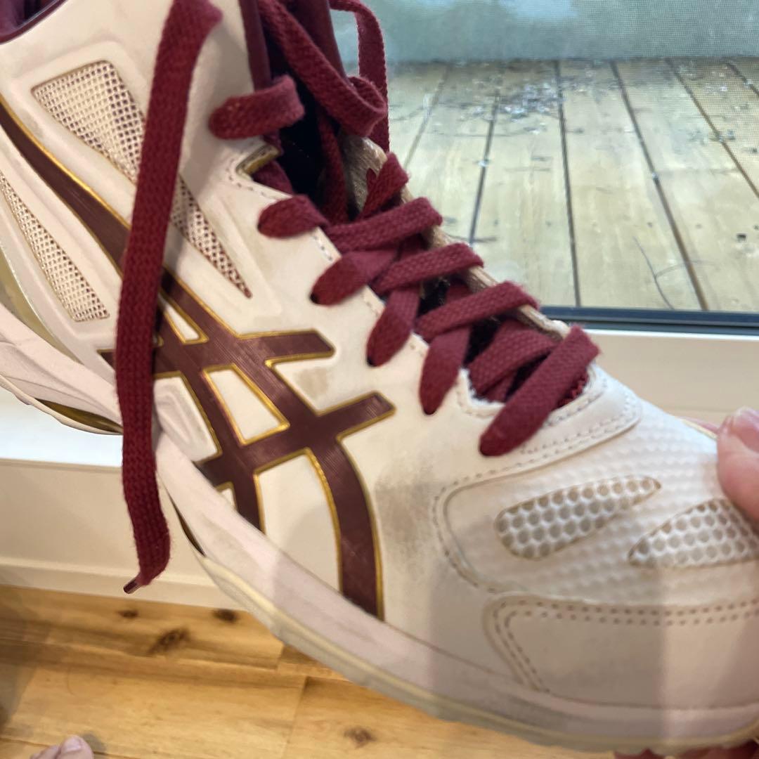 ASICS バスケットボールシューズ ハイカット ホワイト/バーガンディ