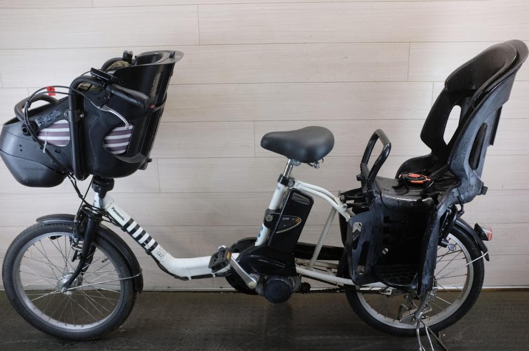 電動自転車 パナソニック ギュット　20インチ　3段　8.0Ah充電器あり