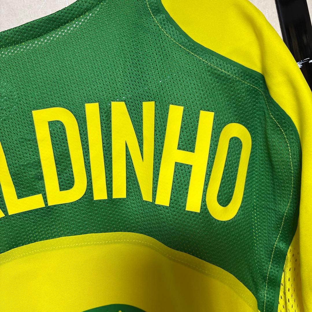 サッカー　ユニフォーム　ブラジル代表2004　復刻モデル　ロナウジーニョ