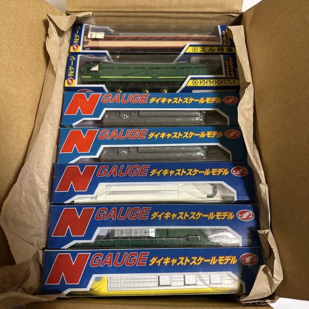 Nゲージ　トレーン　ダイキャストスケールモデル　新品未開封18両セット　おまけ付