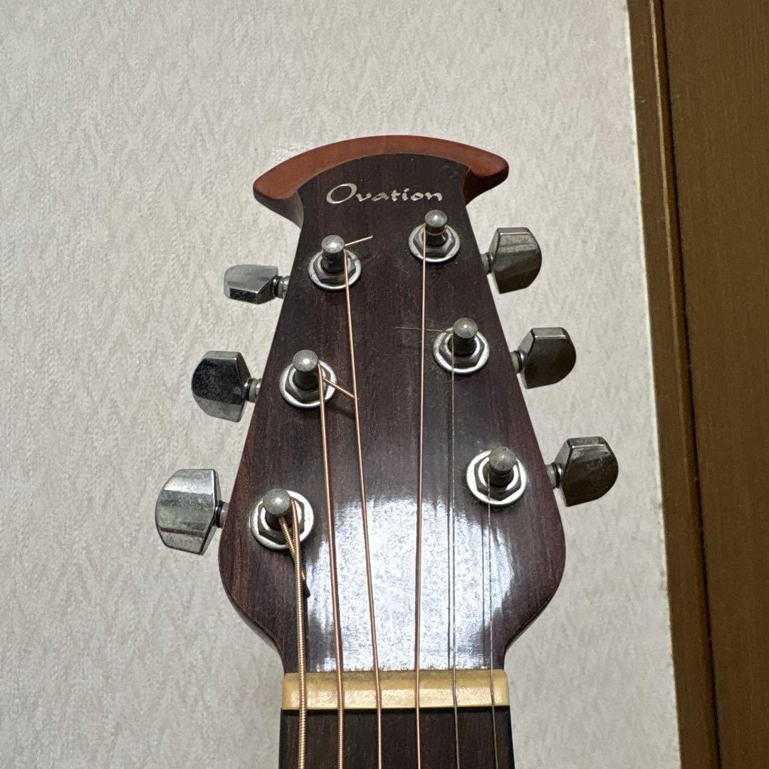 Ovation アコースティックギター レッド