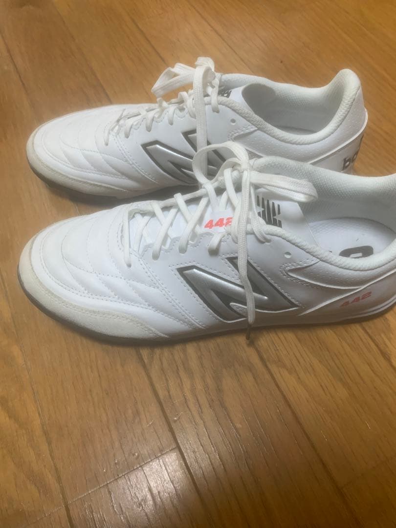 ニューバランス　フットサルシューズ　442 V2 TEAM TF WHT