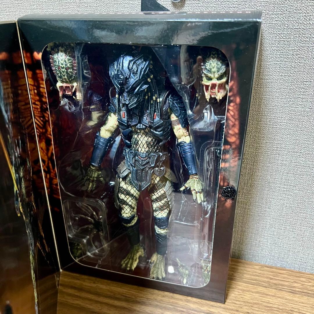 NECA アルティメット アーマード ロストプレデター2 ネカ