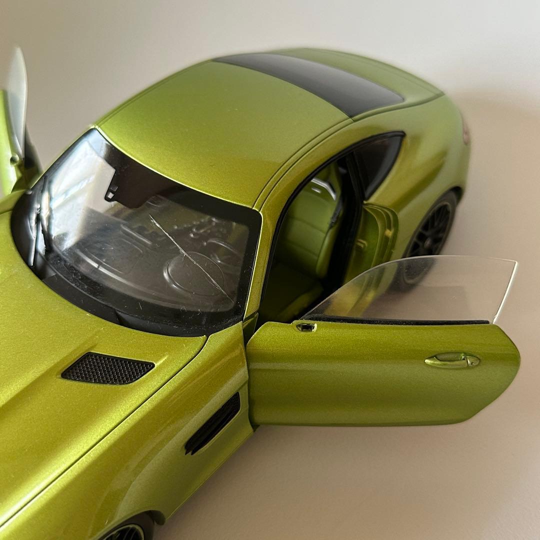 メルセデス・ベンツ AMG GT limited Edition 1/18