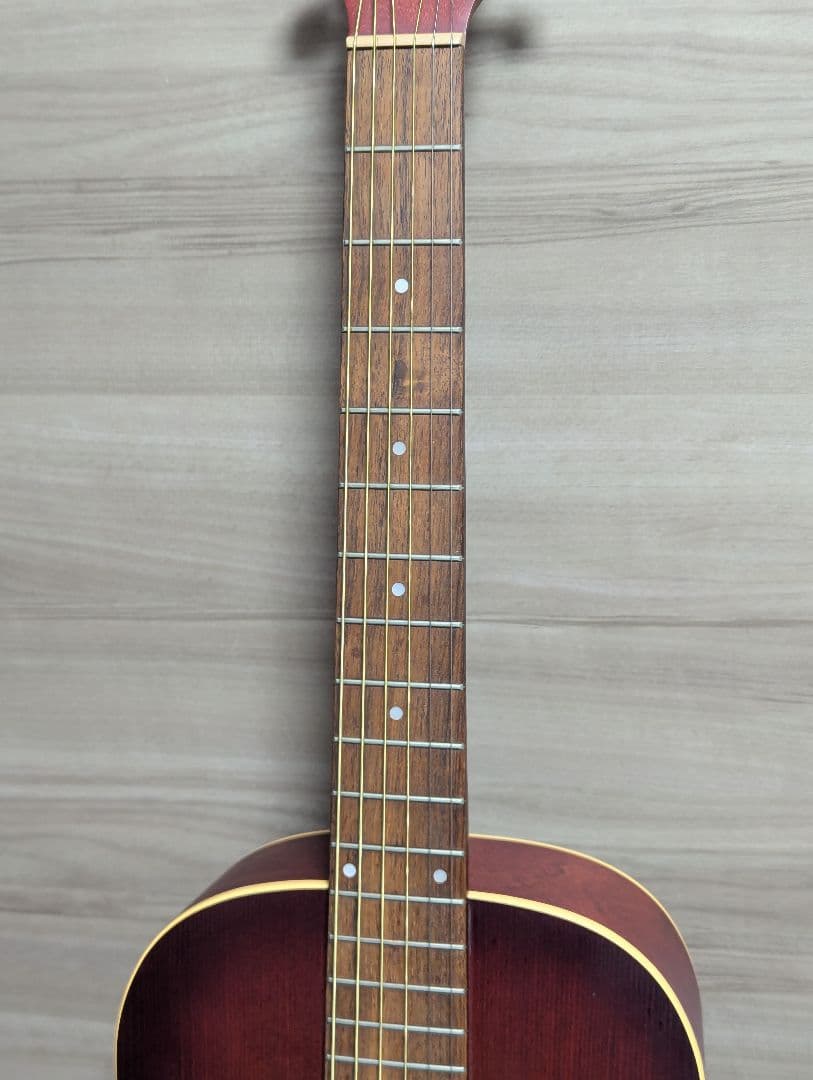 Art & Lutherie Ami Spruce トップ単板 パーラーギター