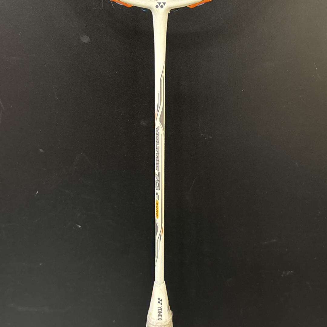 YONEX　VOLTRIC　70　E　tune　ヨネックス　バトミントンラケット