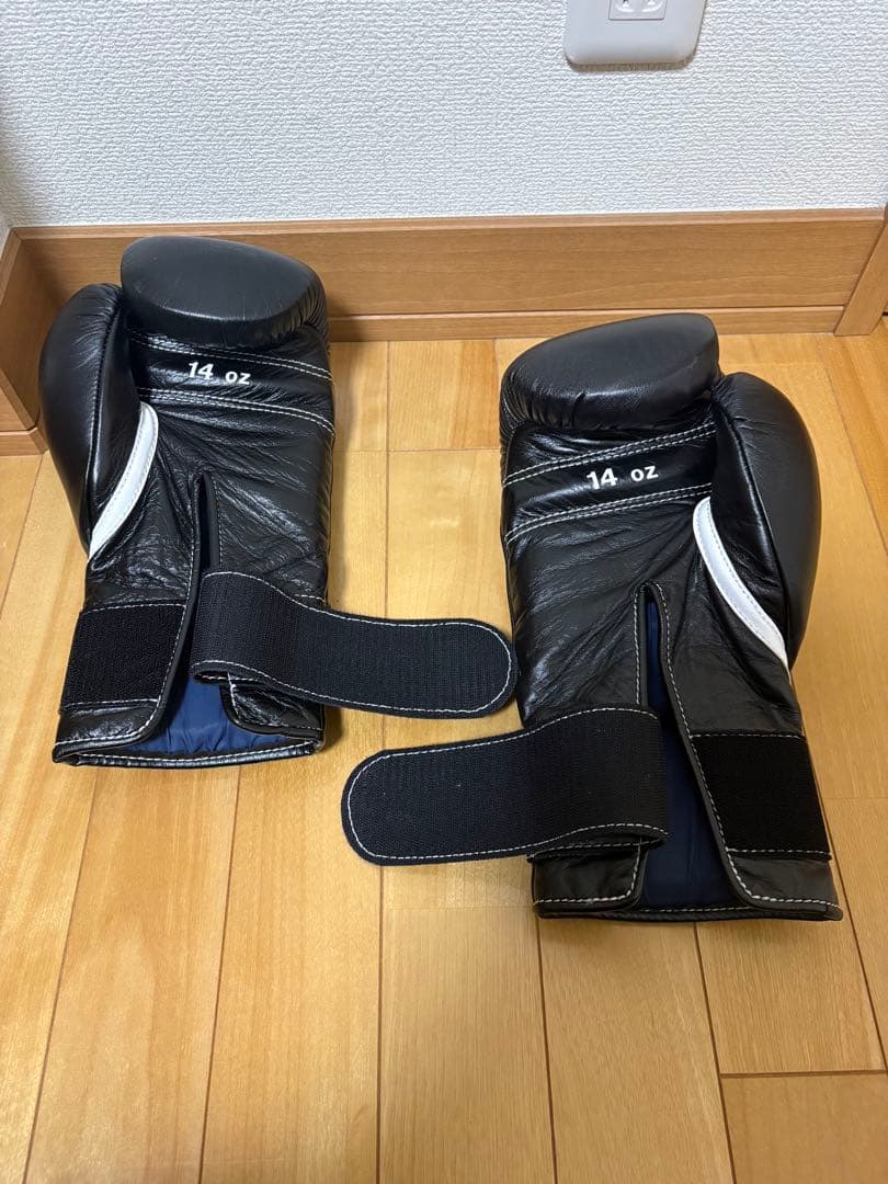 Winning 14oz ブラック ボクシンググローブ ウイニング 黒