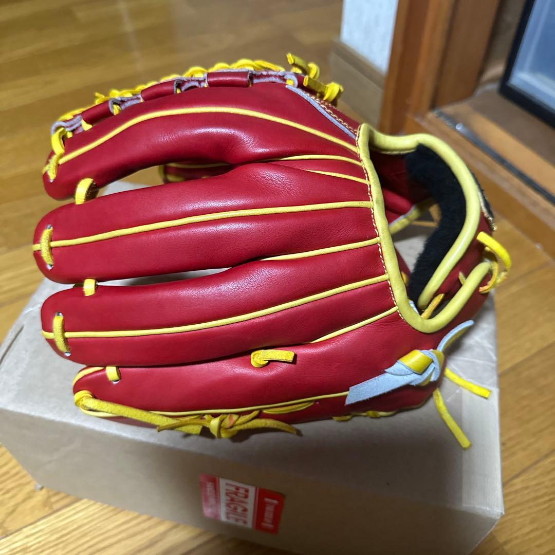 三連休限定価格！ZETT プロステイタス 軟式グローブ レッド/イエロー