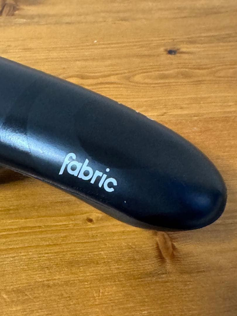 パーツ FABRIC saddle pro team shallow carbon