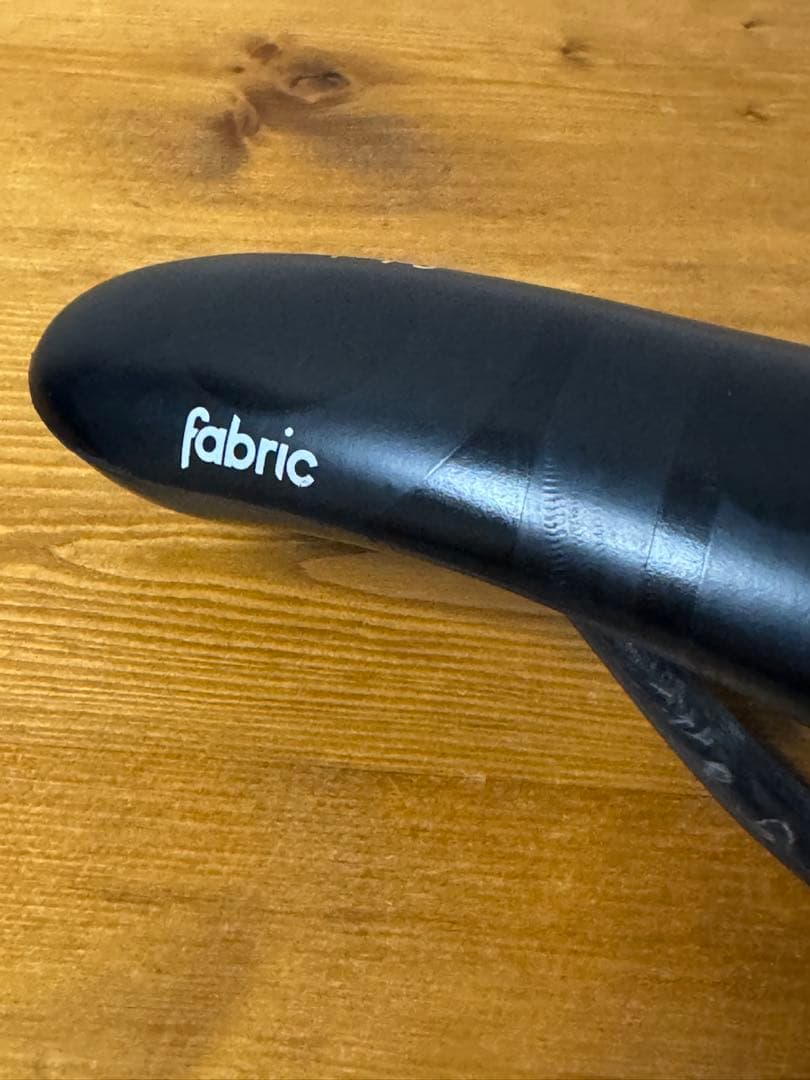 パーツ FABRIC saddle pro team shallow carbon