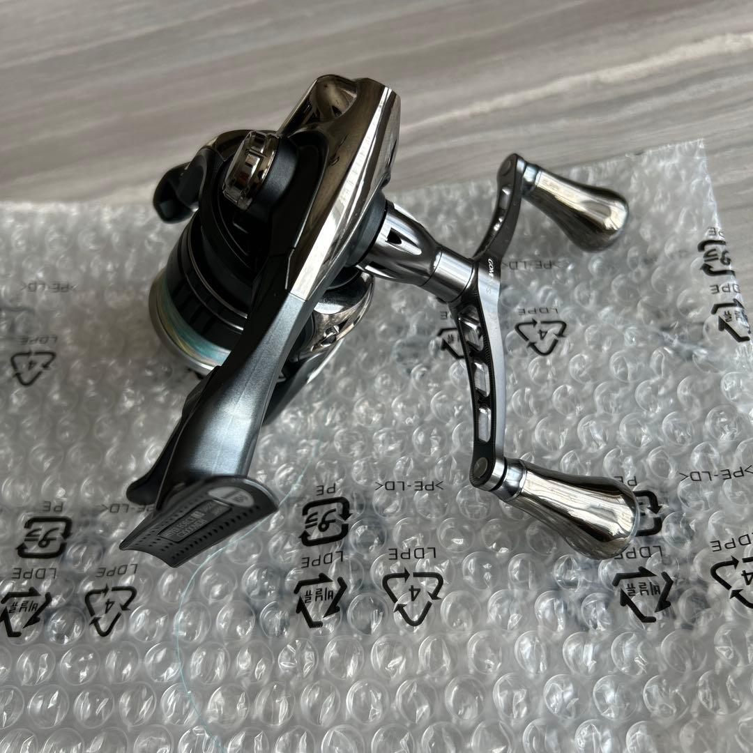 美品　ハイパーフォースLB C2000MDH シマノ