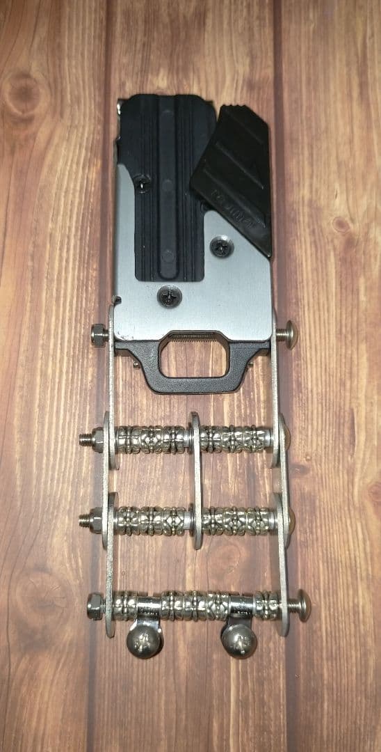 タジマメタルセフ ニックス風  ハンドメイド　カナビラフック