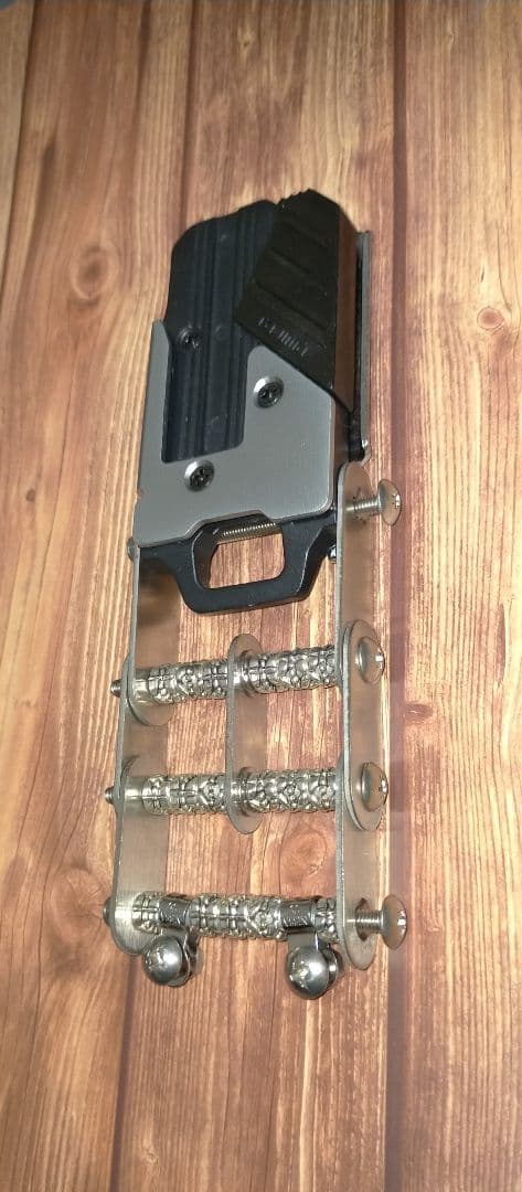 タジマメタルセフ ニックス風  ハンドメイド　カナビラフック