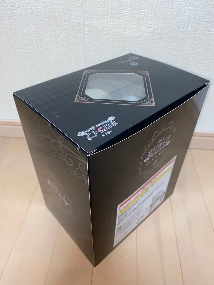 一番くじ ホロライブ 獅白ぼたん フィギュア 缶バッジセット