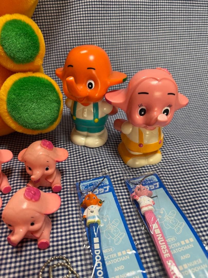 サトちゃんのぬいぐるみと指人形やキーチェーンなど　非売品