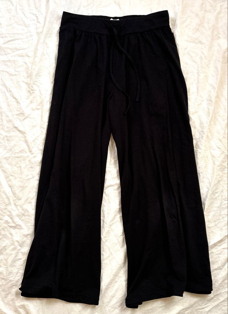 チャコット　Chacott　ワイドパンツ 黒　AddElm