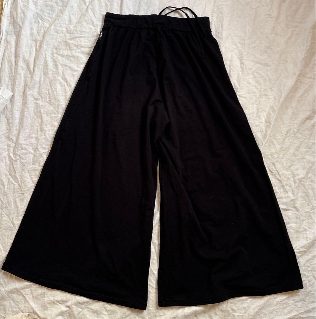 チャコット　Chacott　ワイドパンツ 黒　AddElm