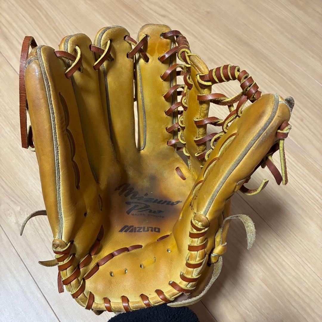 ミズノプロ　硬式　イエロー　左利き　左投げ　型◎ 即戦力