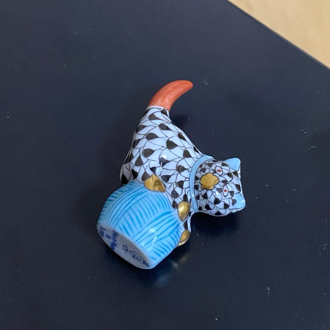 ヘレンド・フィギュリン 玉乗りネコ 猫 陶器 磁器