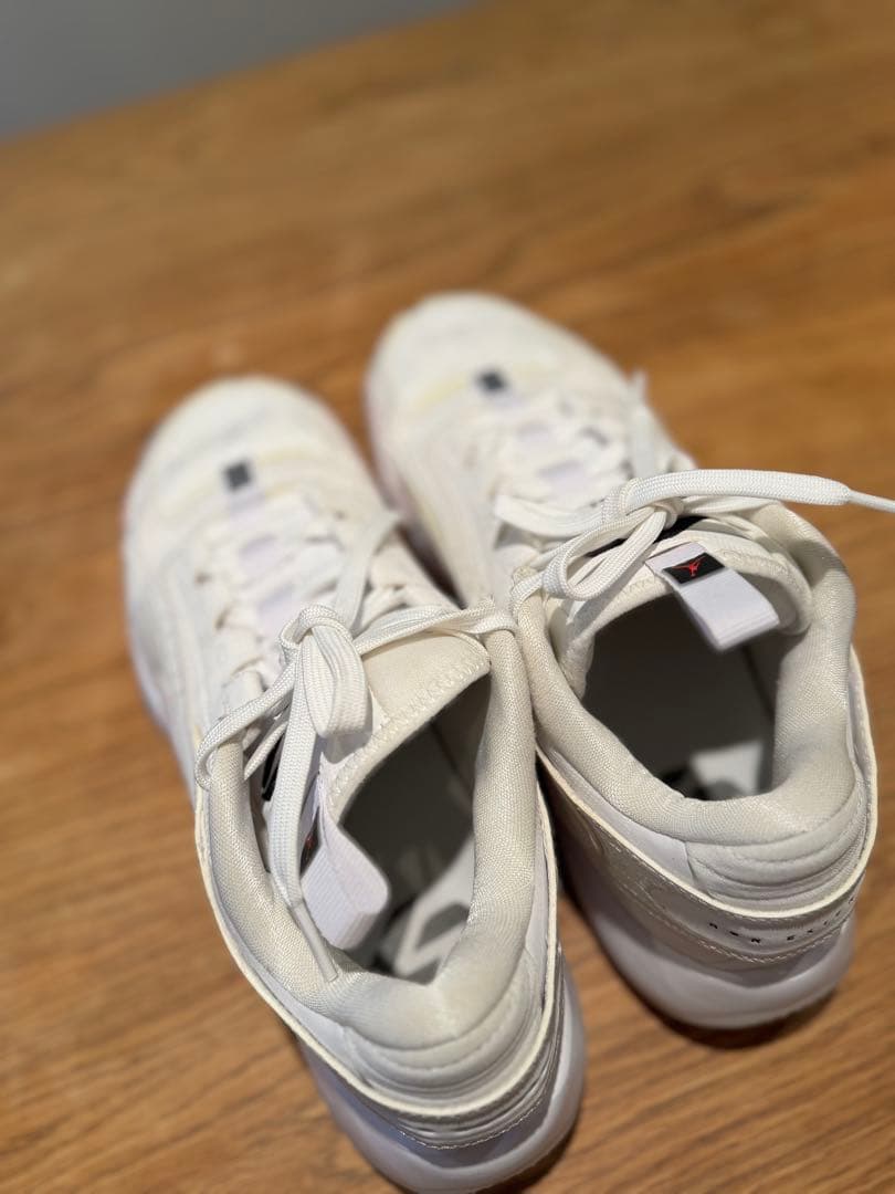 NIKE バッシュルカ 2 PF LUKA 2 PF ホワイト/ハイパーピンク