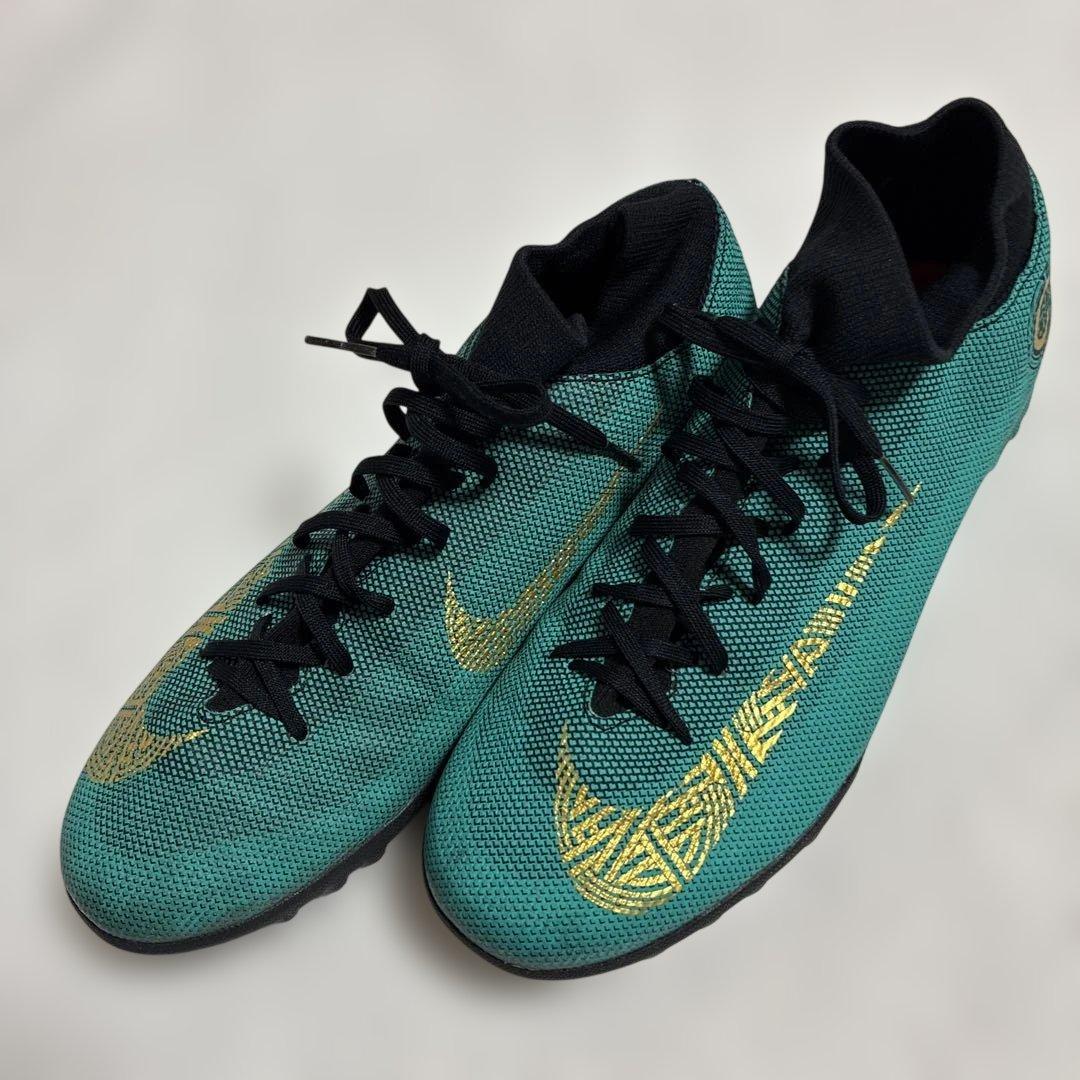 ナイキ ヴェイパー X 12 アカデミー CR7 TF(グリーン×ゴールド)