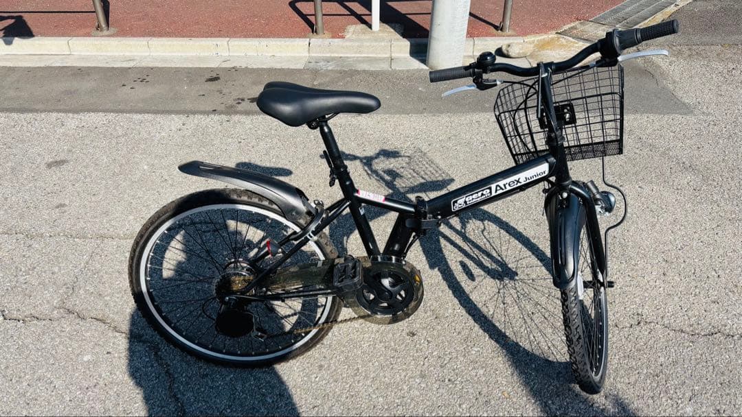 【美品・即乗りOK】24インチ　折りたたみ自転車　6段変速　カゴ・鍵・ライト付き