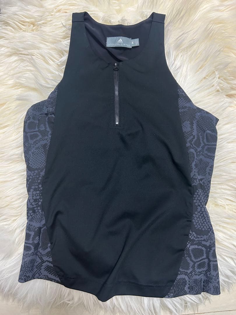 adidas by Stella McCartney ハーフジップ タンクトップ