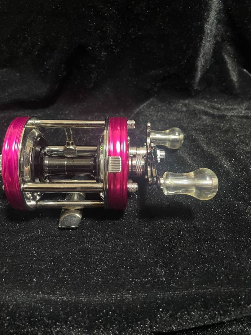 Abu Garcia Ambassadeur Rocket 6500CS ピンク
