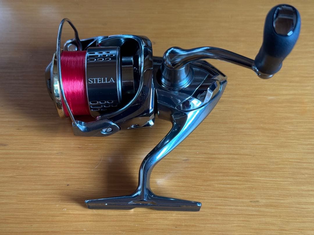リール 18STELLA C2000SHG