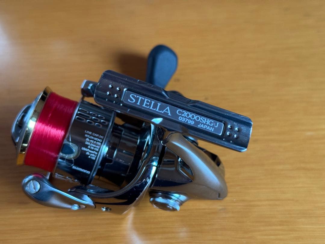 リール 18STELLA C2000SHG