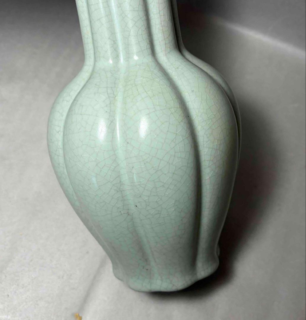 中国 瓜稜花口瓶　u6260310