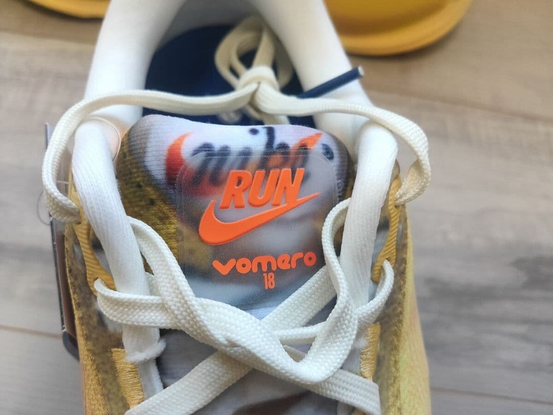 26.5cm 新品 NIKE ZOOM VOMERO 18 SE ナイキ ボメロ