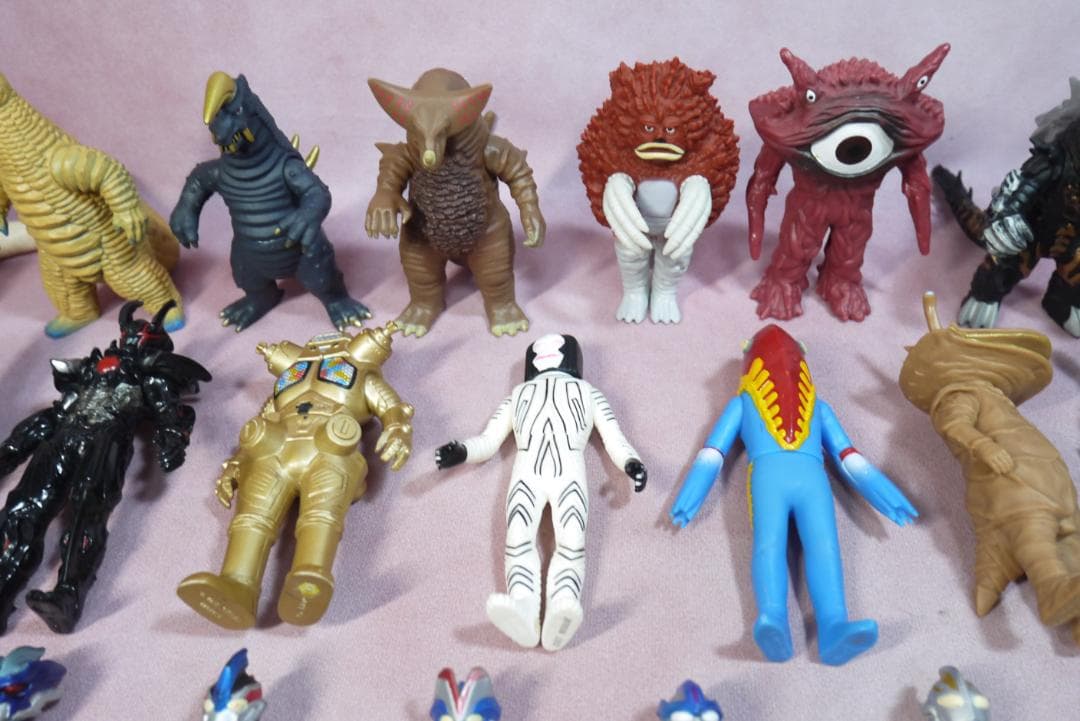 ウルトラヒーローシリーズ500　ウルトラ怪獣シリーズ500　ソフビ　58体