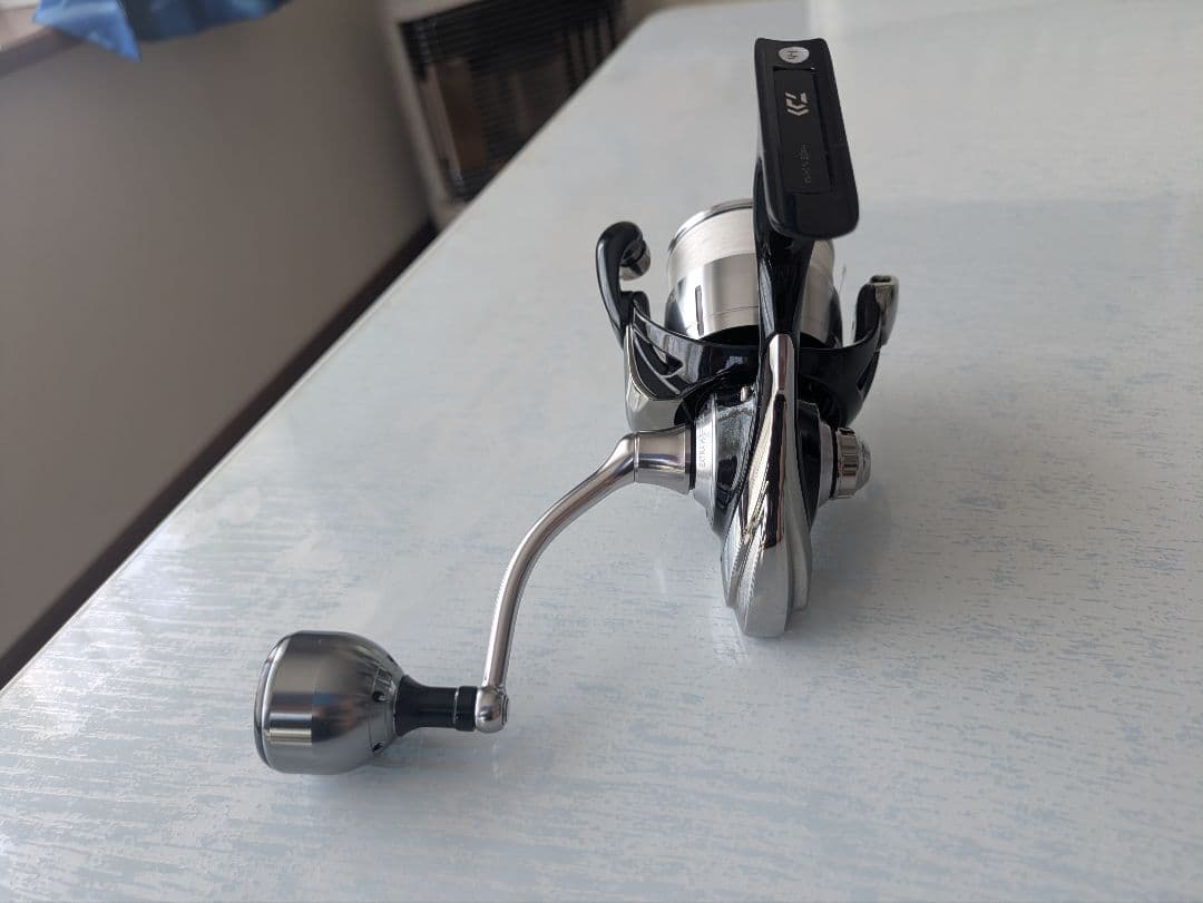 DAIWA 23レグザ LT3000-XH スピニングリール