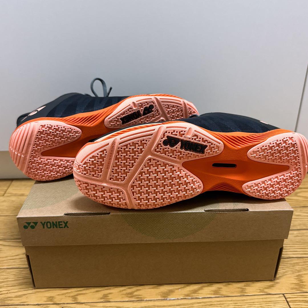 YONEX バドミントンシューズ 25.0
